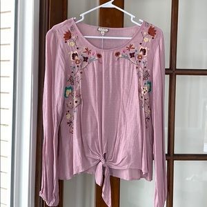 Pretty lavender top NWT